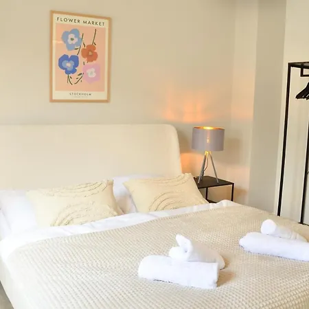 Milpau 2 - Modernes Und Zentrales Premium-apartment Fuer 4 Personen Mit Queensize-bett Und Einzelbetten - Netflix, Nespresso Und Smart-tv Appartement