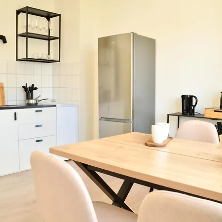 Appartement Milpau 2 - Modernes Und Zentrales Premium-apartment Fuer 4 Personen Mit Queensize-bett Und Einzelbetten - Netflix, Nespresso Und Smart-tv